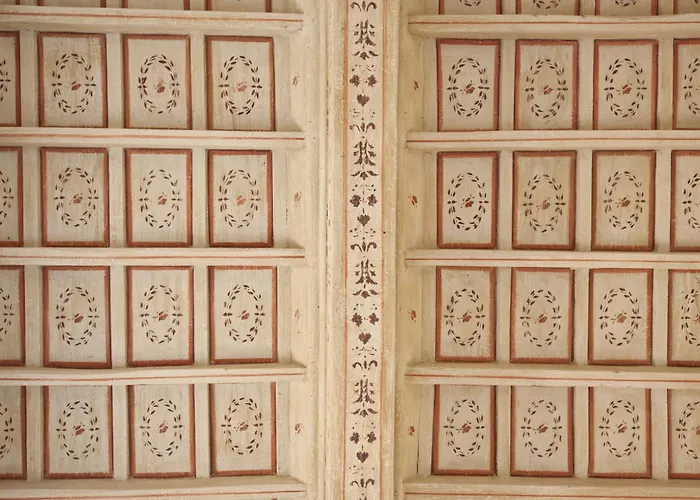 Little Queen SuiteBB Hotel